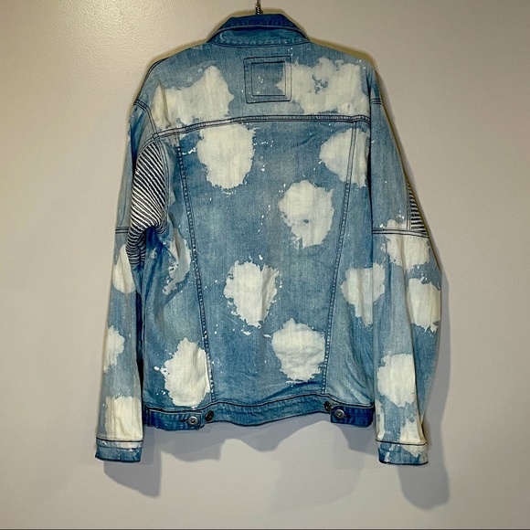 SALE: Focus Authentic Wear Acid Wash Denim Jacket - Picture 4 of 4